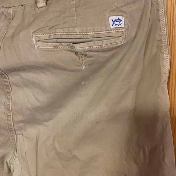 Men’s/teens southern tide khakis. - Picture 5 of 5